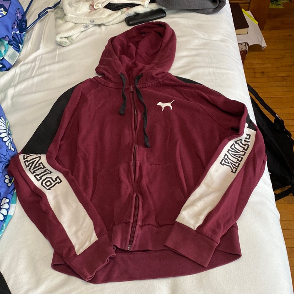 zip up hoodie